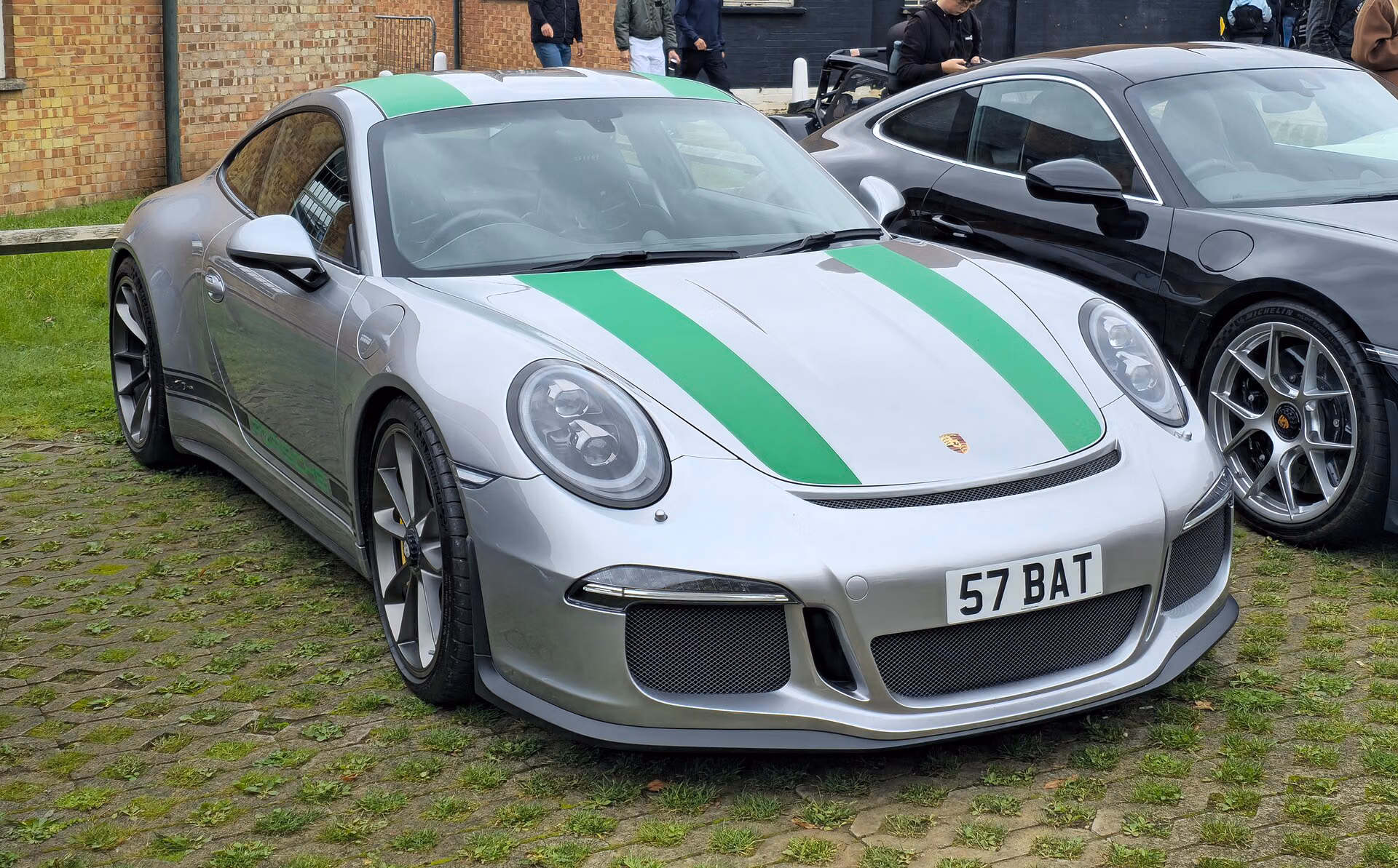 911 R — photo 2
