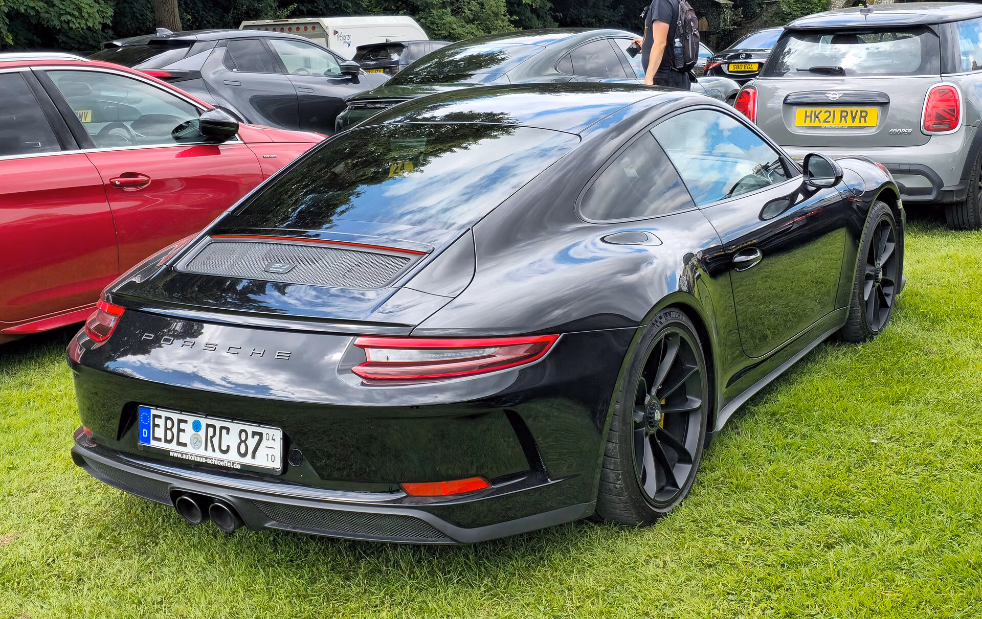 911 GT3 Touring