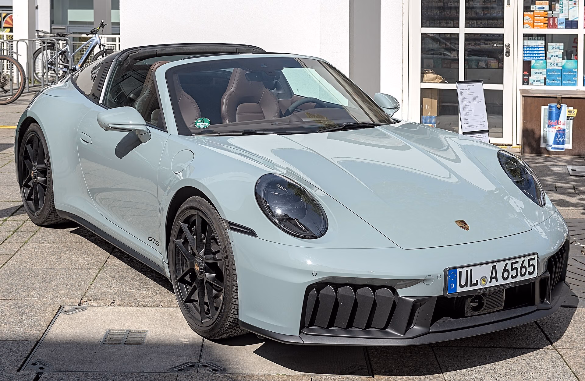 911 Targa 4 GTS T-Hybrid