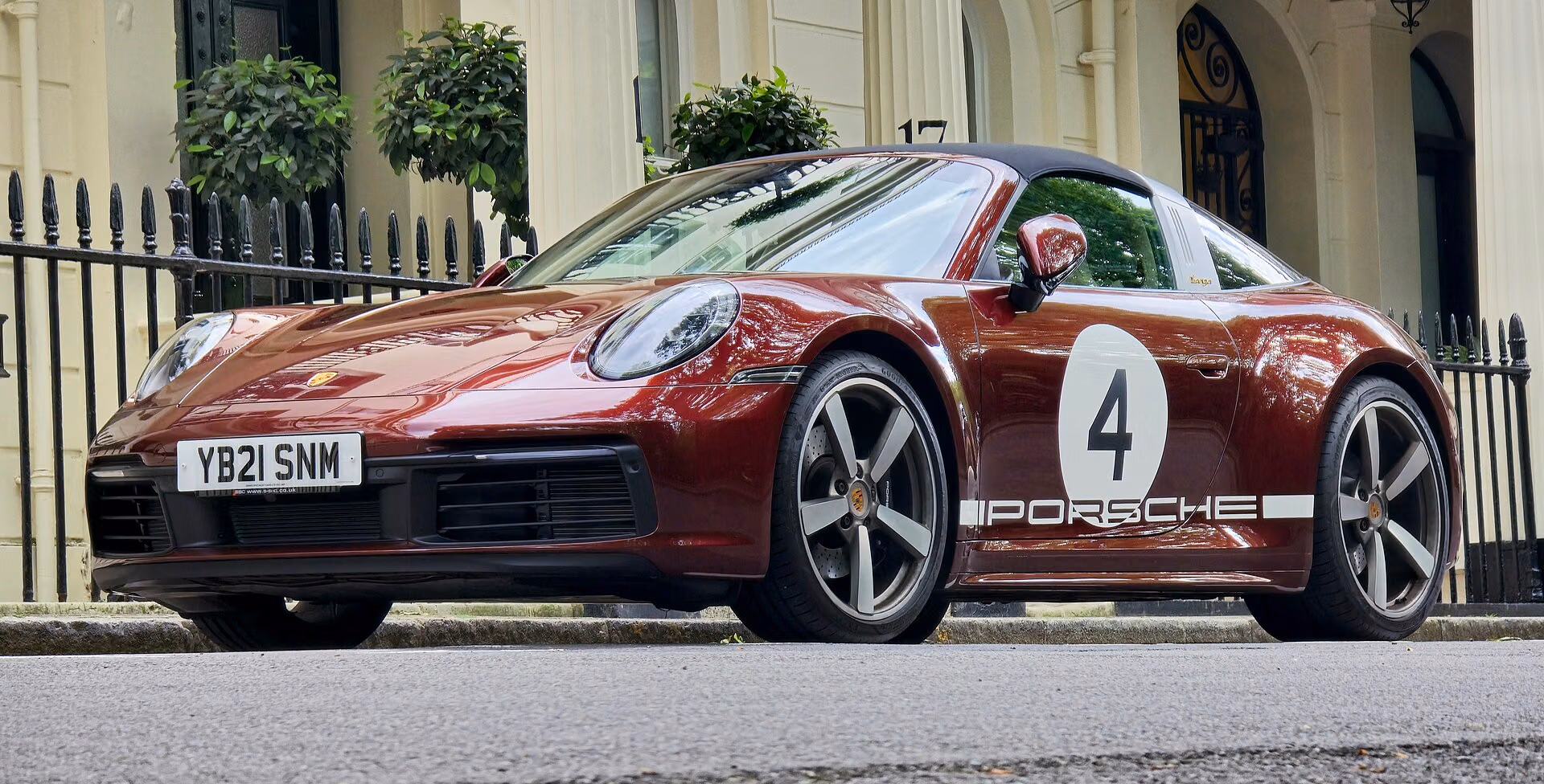 911 Targa 4S Heritage Design Edition
